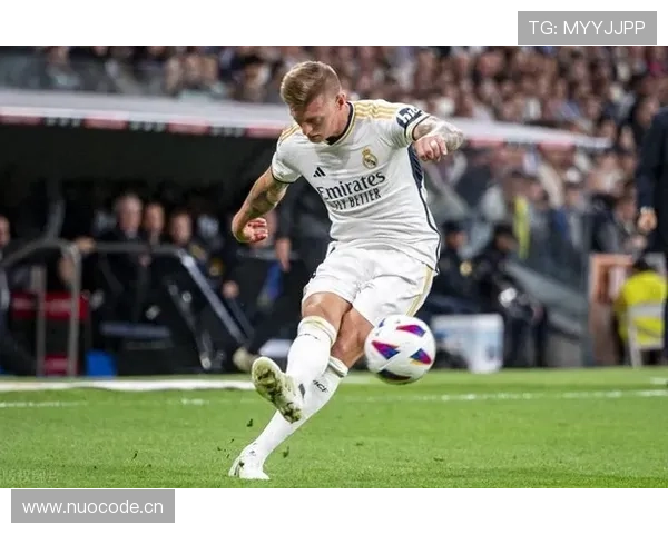 克罗斯离队后，皇马中场控制力出现断层，稳定性面临考验