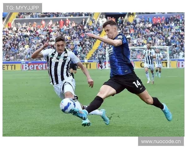 尤文图斯进攻效率持续低迷,控球难转化为实质威胁,表现依赖运气成分 尤文图斯进攻效率持续低迷,控球难转化为实质威胁,表现依赖运气成分